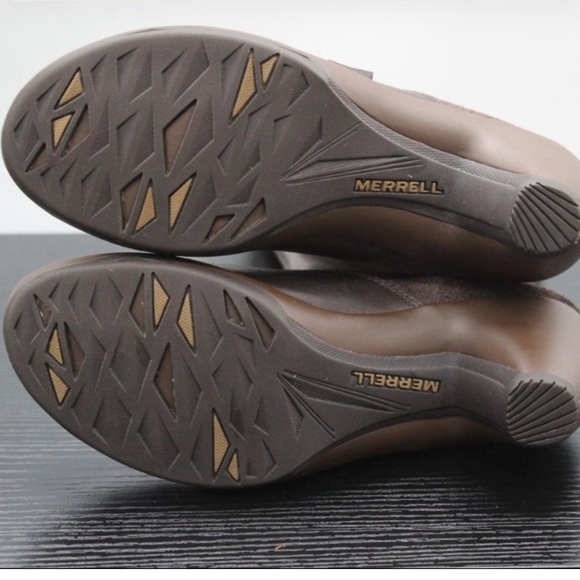 ClosetCLOSING! ALL BUNDLES NEGOTIABLE! LEATHER waterproof WEDGE BOOTS leather - Picture 6 of 12